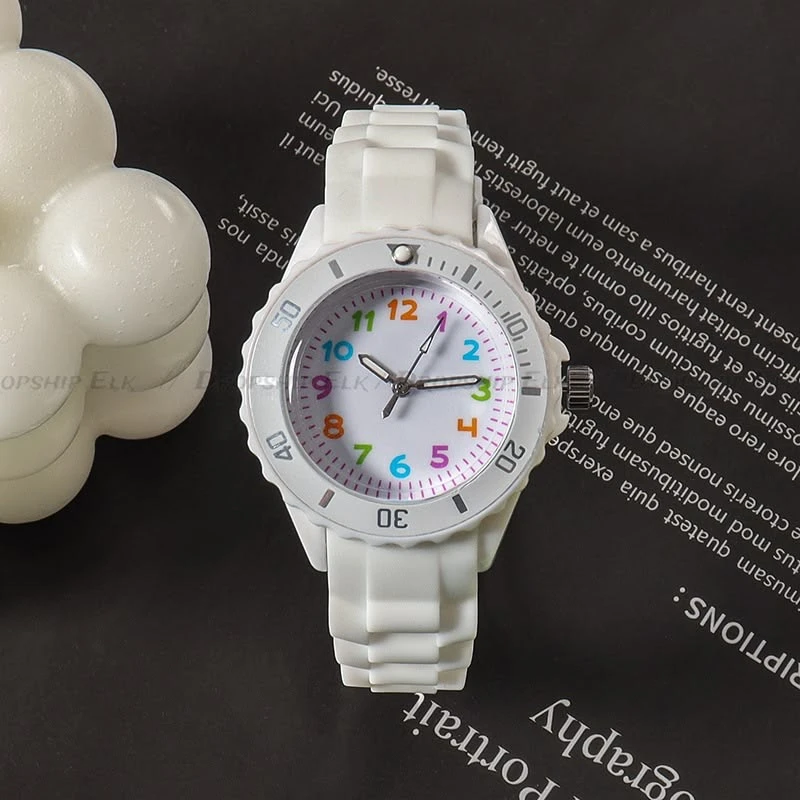 RELOJ DE NIÑO CON BANDA BLANCA Y NEGRA